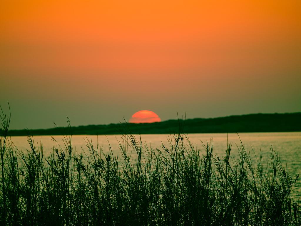 Sunset Poundaアパートホテル エクステリア 写真
